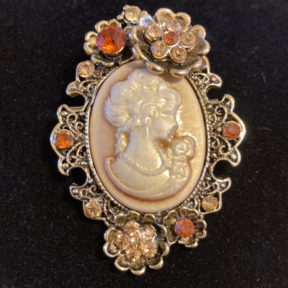 Rhinestone crystal floral cameo brooch